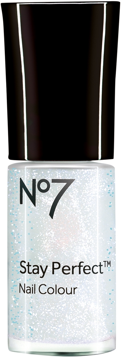 Boots UK - Come over to the dark side with the new No7 Autumn Boots UK - Come over to the dark side with the new No7 Autumn